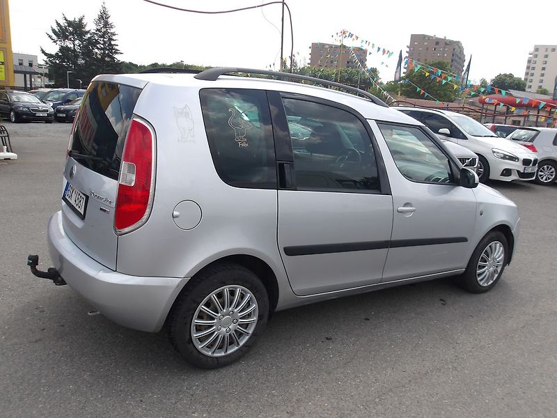 Škoda Roomster 1,6i AUTOMAT !!! - fotka 7 z 28