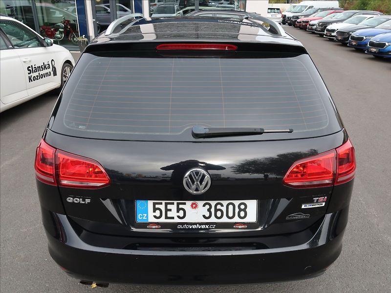 Volkswagen Golf 1,4 TSi,103kW,1majČR,Aut.klima - fotka 8 z 23