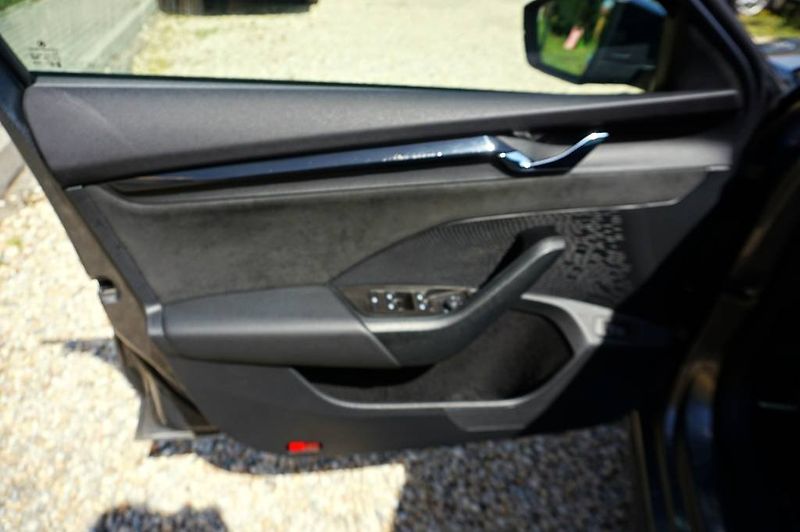 Škoda Octavia (2023) CHALLENGE 2.0 TSI 180 kW - fotka 31 z 50