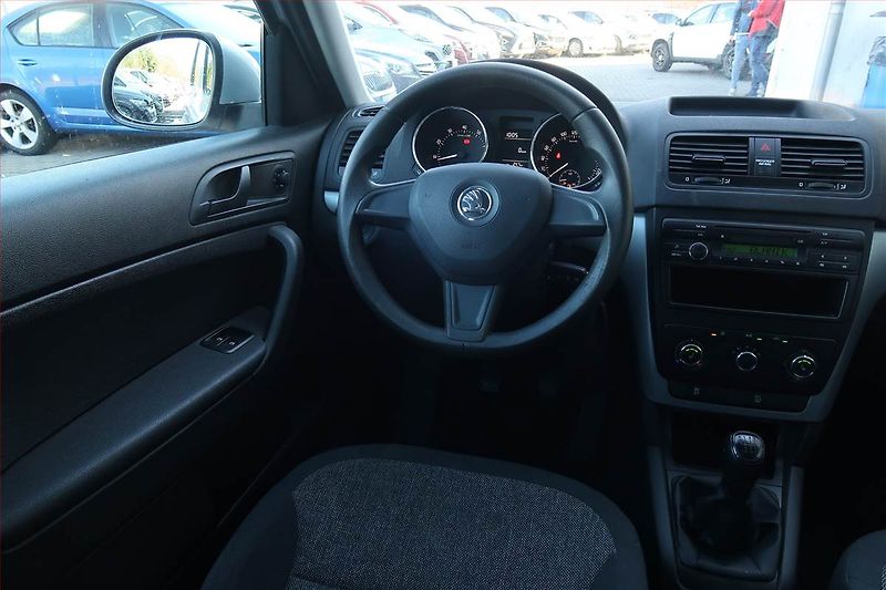 Škoda Yeti (2015) 1.2 TSI - fotka 7 z 13