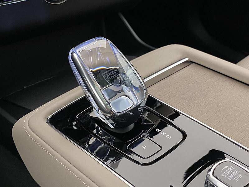 Volvo XC90 (2026) T8 AWD Plug-in BRIGHT ULTRA - fotka 38 z 77