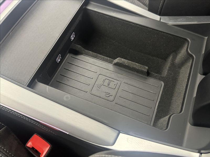 Audi Q8 3,0 S-LINE ZÁRUKA HUD B&O TZ - fotka 33 z 52