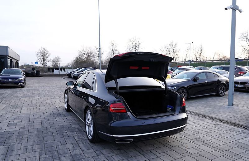 Audi A8 3.0 TDI Quattro/Tiptr./Matrix - fotka 11 z 48