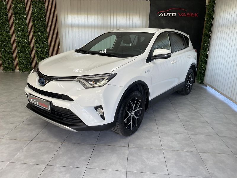 Toyota RAV4 2.5 Hybrid 4x4 AT ČR 1.MAJ.SER - fotka 7 z 27
