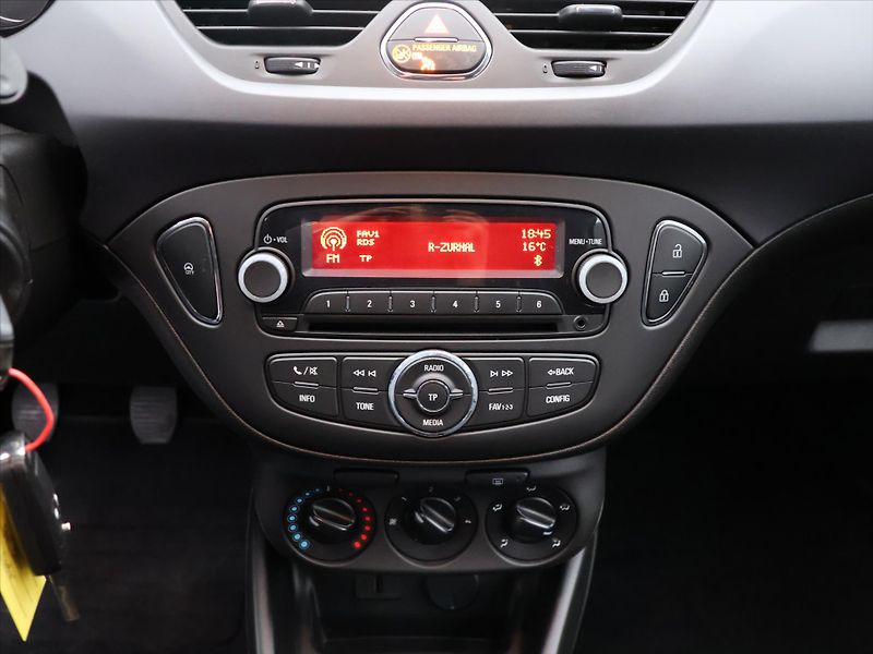 Opel Corsa 1,2 i 51kW CZ Enjoy Serv.Kniha - fotka 15 z 24