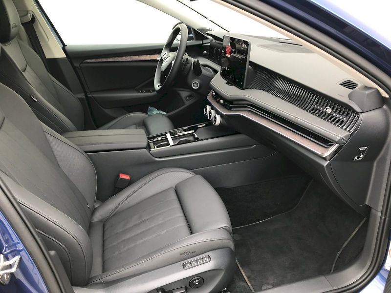 Škoda Superb (2024) COMBI 2.0 TDI - 142 KW, L&K, A - fotka 28 z 28