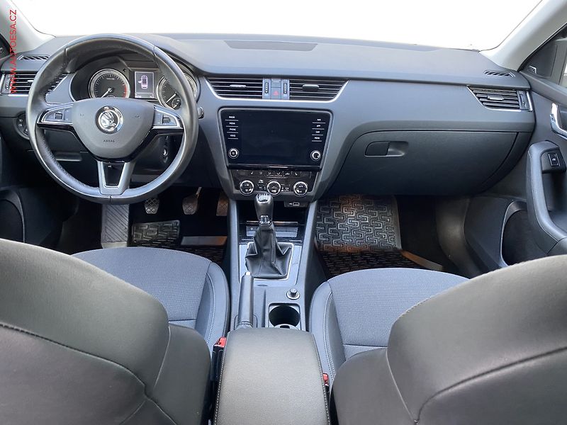 Škoda Octavia (2018) 1.5 TSi, Style, navi, +kola - fotka 8 z 18