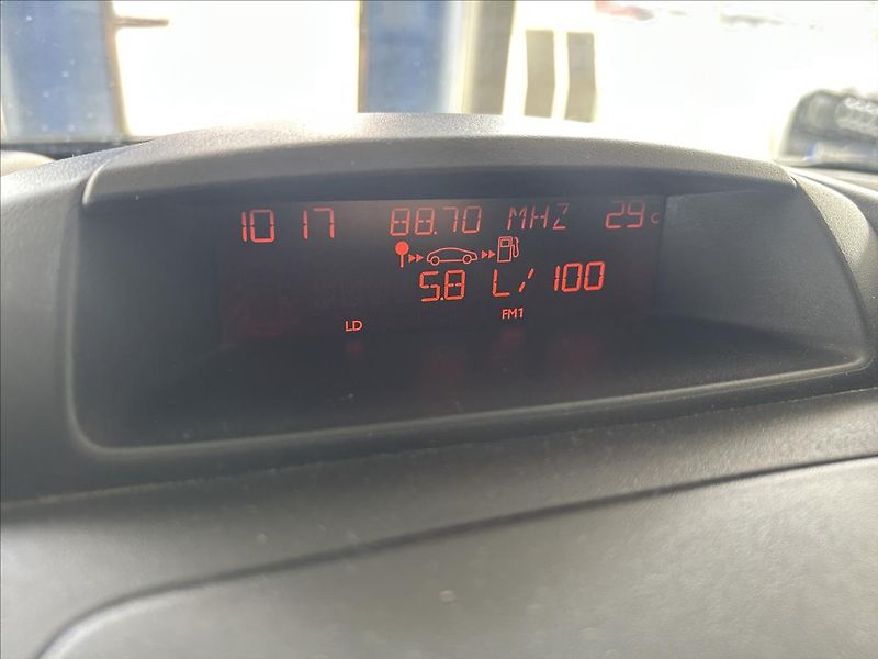 Peugeot Partner 1,6   HDi,PŮVOD ČR,SERVISKA - fotka 10 z 19