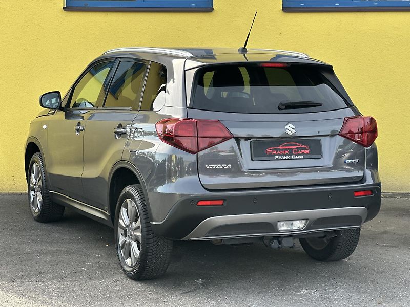 Suzuki Vitara (2024) 4x4*1.4 hybrid/95Kw * 1.Maj.  - fotka 3 z 38