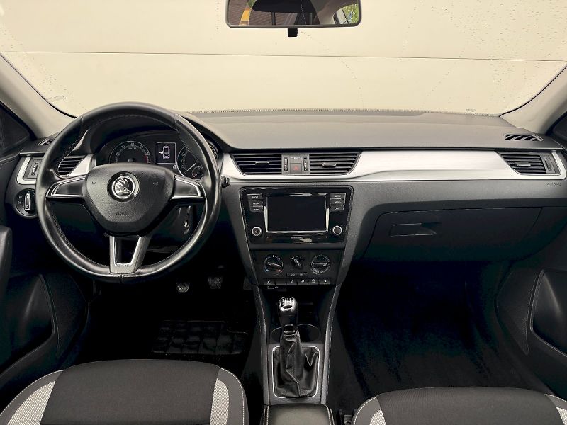 Škoda Rapid (2018) 1.0 TSI 81 kW Ambition Plus - fotka 5 z 20