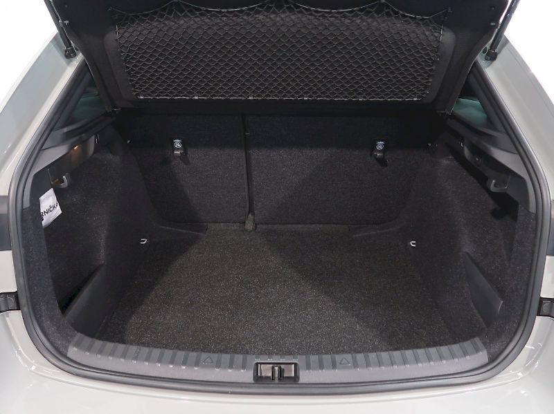 Škoda Scala (2025) MONTE CARLO 1.5TSI 110KW DSG P - fotka 39 z 40