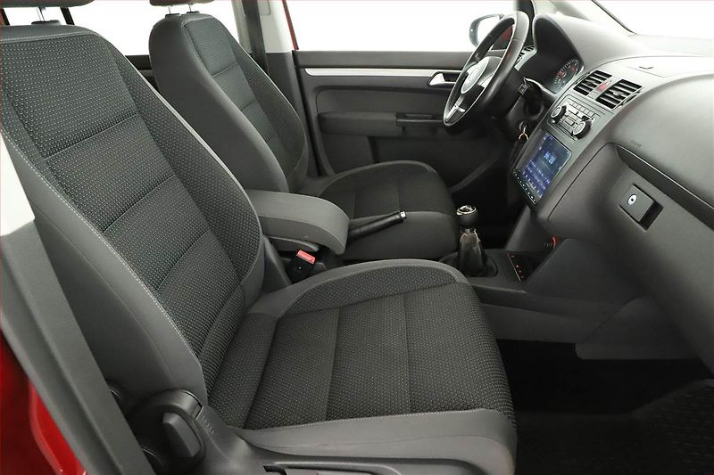 Volkswagen Touran (2011) 1.6 TDI, Tempomat - fotka 7 z 17