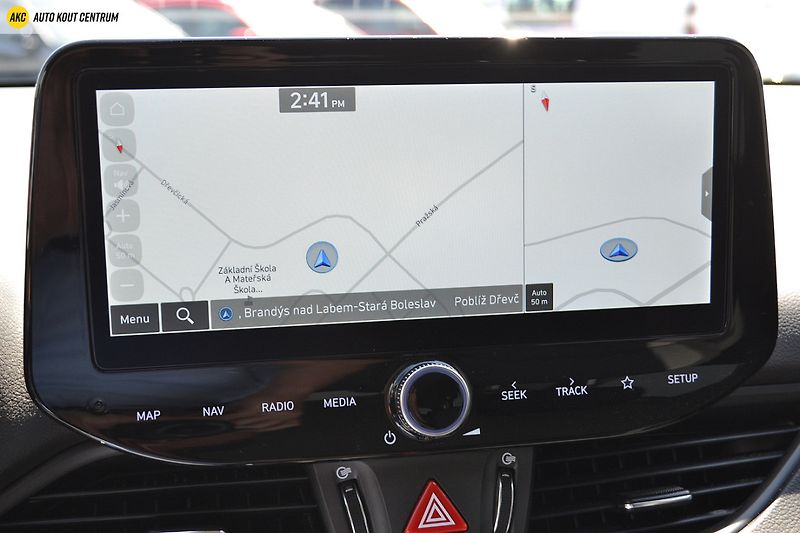Hyundai i30 WG 1,5I MT SMART FAMILY NAVI - fotka 26 z 43