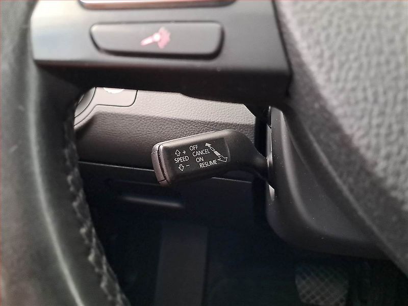 Volkswagen Passat (2012) 2.0 TDI, 4X4, Automat - fotka 19 z 20