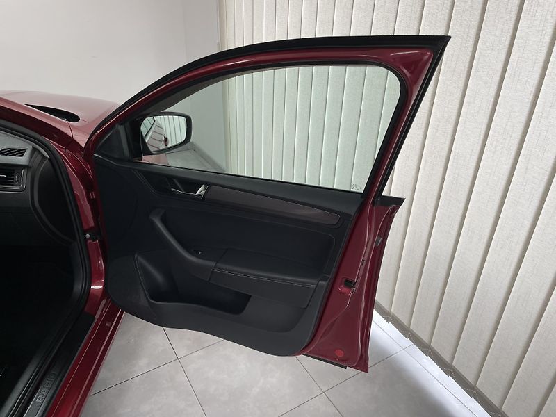 Škoda Rapid 1.0 TSi Spaceback REZERVACE  - fotka 13 z 27
