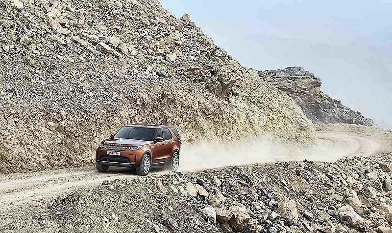 Land Rover Discovery.