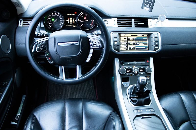 Land Rover Range Rover Evoque - fotka 9 z 14