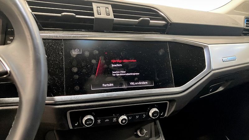Audi Q3 35TFSI S Tronic LED Cockpit - fotka 11 z 13