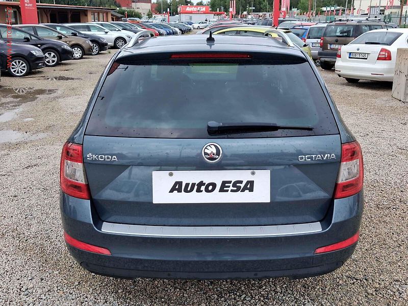 Škoda Octavia (2014) 1.4 TSi, Elegance, DSG, bixen - fotka 5 z 26