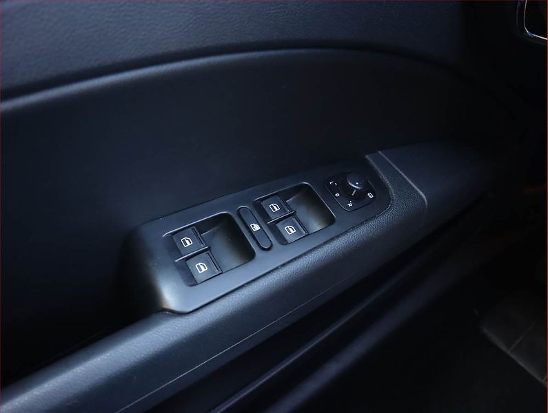 Škoda Superb (2013) Laurin&Klement 2.0 TDI - fotka 20 z 21
