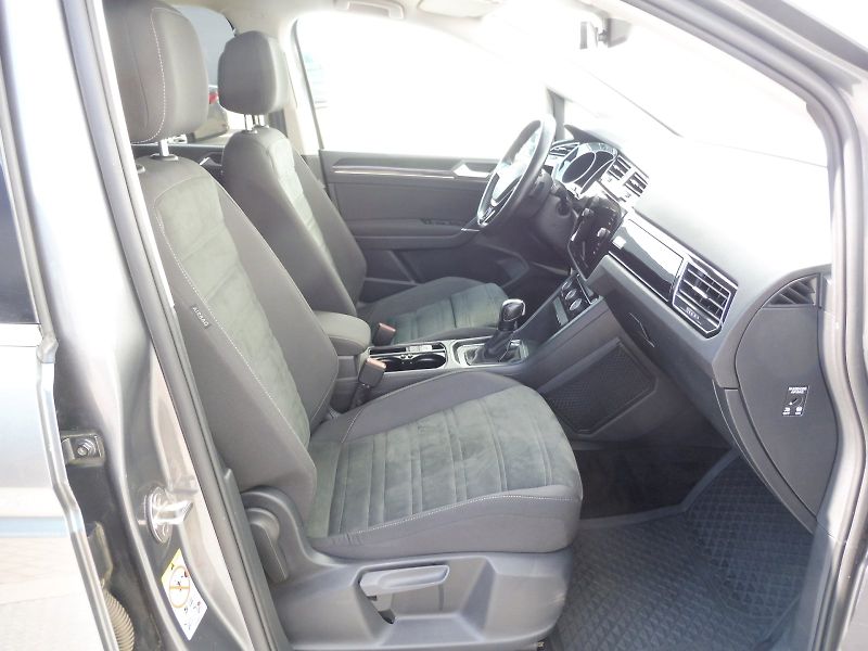 Volkswagen Touran (2019) Maraton Edition 1,5 TSI 110kW - fotka 9 z 27