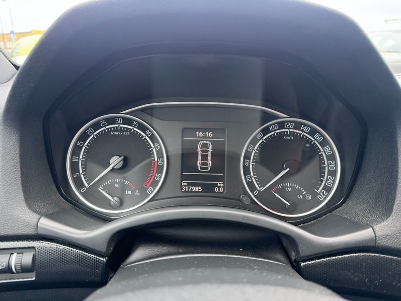Škoda Octavia (2012) DSG 2,0 TDI 125 KW FACE PĚKNÁ - fotka 22 z 49