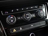 Volkswagen Touran 1,8 TSI 132kW DSG R-Line 7míst - náhled 28