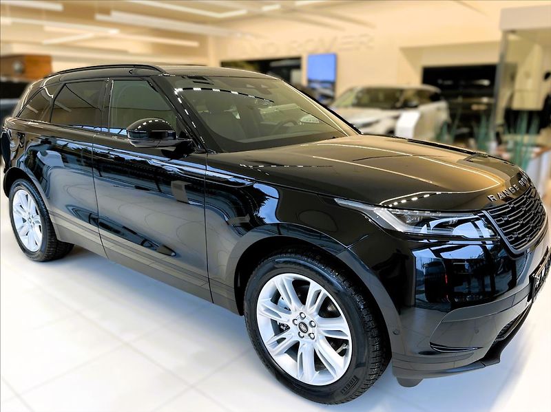 Land Rover Range Rover Velar (2026) 2,0 D200 S AWD* - fotka 9 z 30