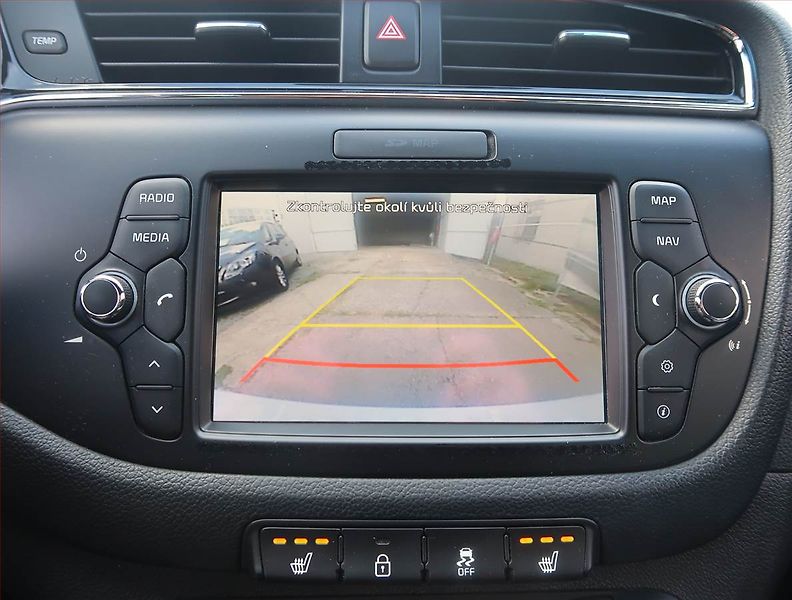 Kia Ceed (2016) GT Line 1.0 T-GDI, Navi - fotka 16 z 22