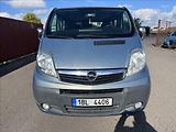 Opel Vivaro 2,5 CDTi 9.MÍST ROZVODY TAŽNÉ - náhled 1