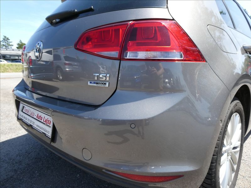 Volkswagen Golf 1,2 TSi 63kW CUP, 2.majitel - fotka 10 z 41