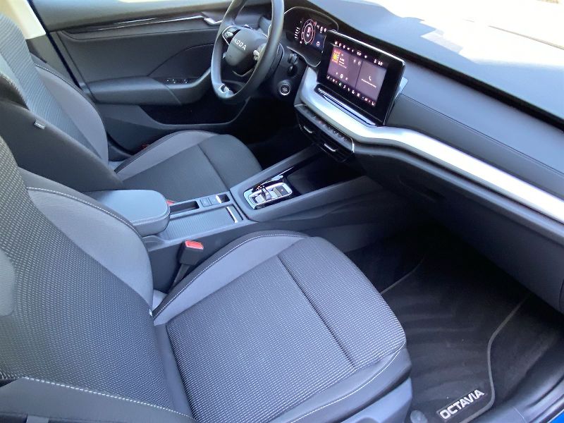 Škoda Octavia (2025) 1.5 TSI DSG Selection - fotka 10 z 34