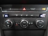 Seat Leon 2,0 TDI 110KW DSG Stylance - náhled 26