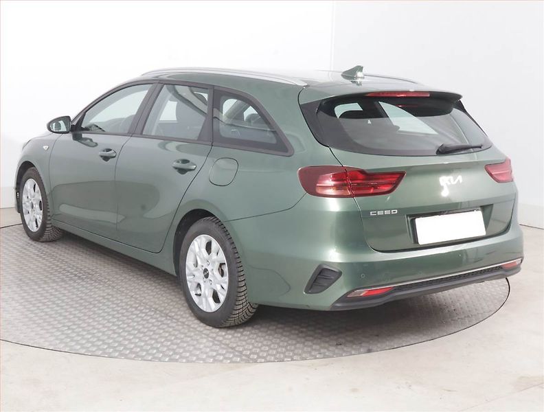 Kia Ceed (2023) Spin 1.0 T-GDI, SPIN, DPH - fotka 4 z 14