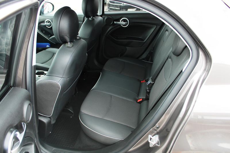 Fiat 500X (2017) 1,4i KLIMA KŮŽE EL.OKNA ALU - fotka 10 z 16