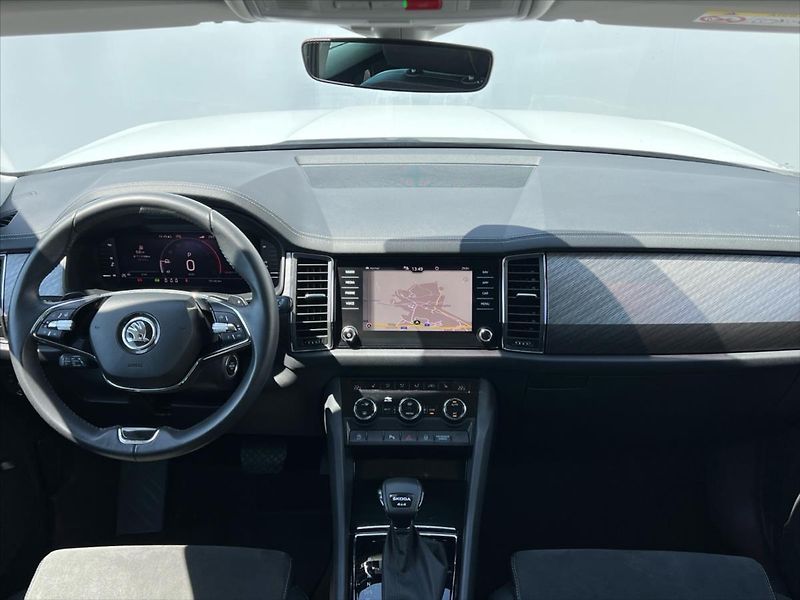 Škoda Kodiaq 2,0 TDi 147kW 7DSG 4x4 STYLE P - fotka 5 z 28