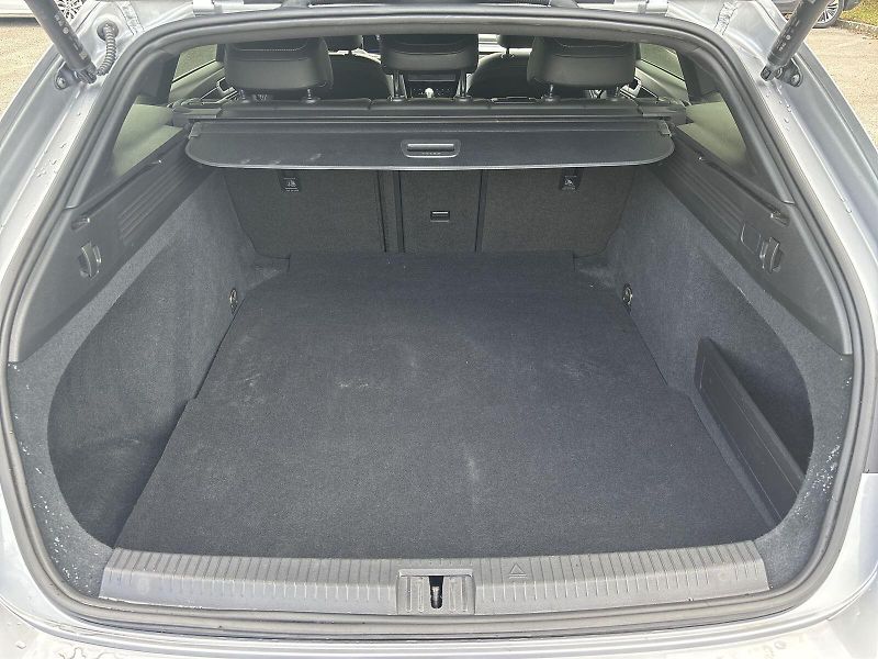 Volkswagen Arteon Shooting Brake (2022) 2.0 TSI DSG R-line - fotka 32 z 33