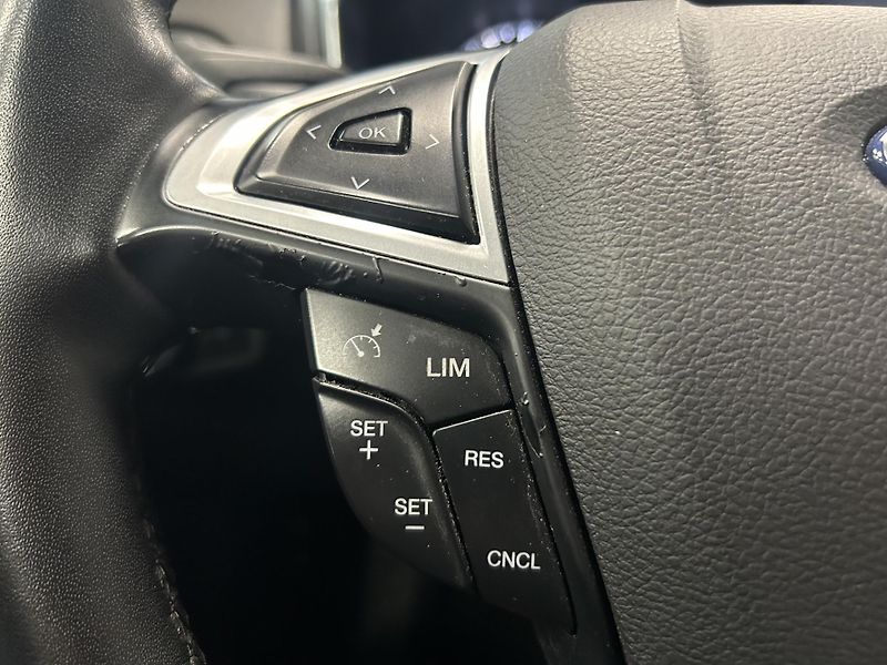Ford Mondeo (2015) 2.0TDCi Aut Titanium LED 110kW - fotka 12 z 26