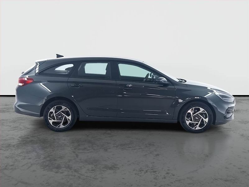 Hyundai i30 (2025) 1.0 T-GDI, COMFORT - fotka 6 z 18