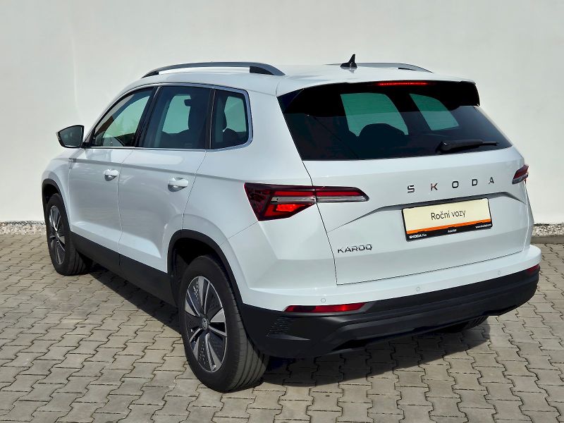 Škoda Karoq (2025) Top Selection 1.5TSi 110kW 7°D - fotka 8 z 32