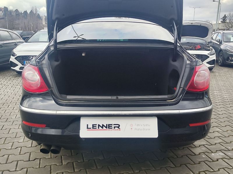Volkswagen CC 1.8 TSI/118kW Sport - fotka 9 z 33