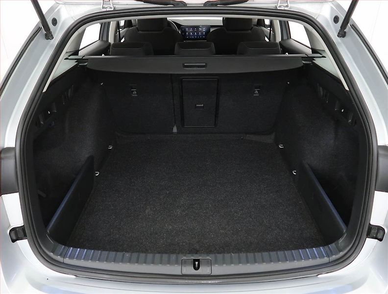 Škoda Octavia (2023) 2.0 TDI, Automat, ČR,1.maj - fotka 14 z 27