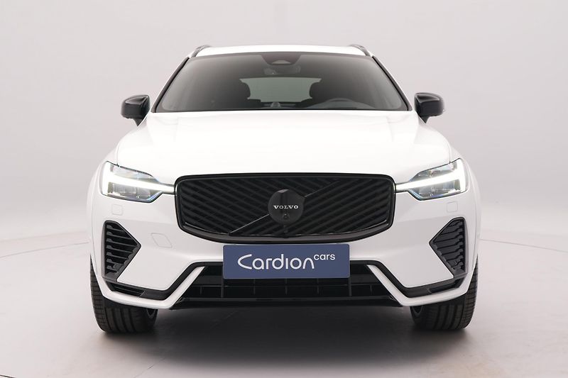 Volvo XC60 (2025) T8 AWD AUT ULTRA BLACK EDITON - fotka 15 z 23
