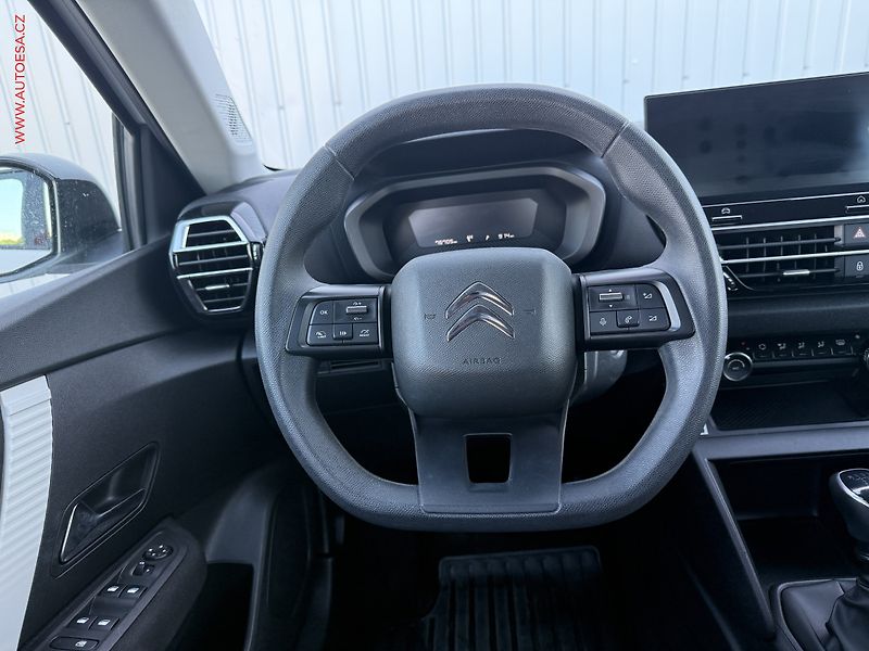 Citroën C4 (2022) 1.2 PT, ČR, AC, temp - fotka 12 z 17