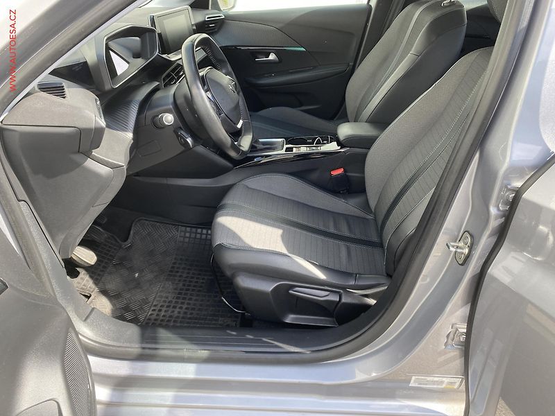 Peugeot 208 (2020) 1.2 PT, Allure - fotka 9 z 16