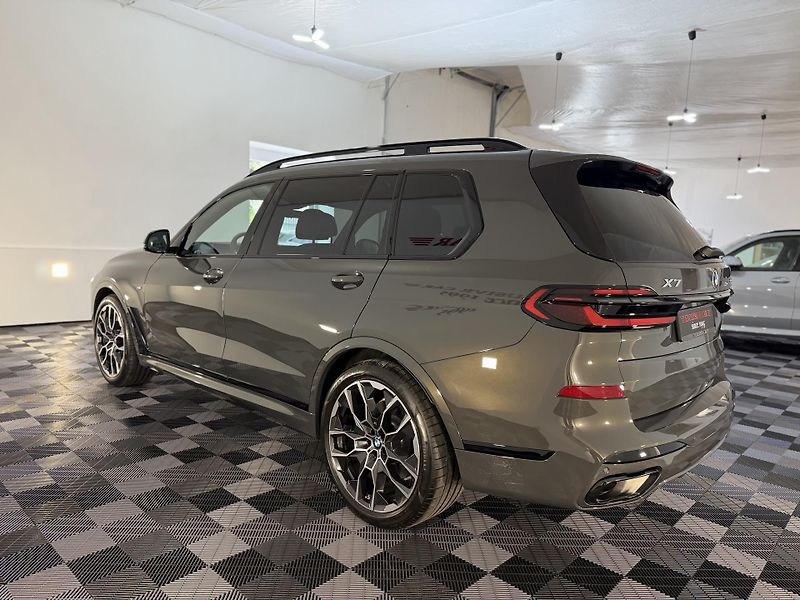 BMW X7 BMW X7 xDrive40d M-Sport  - fotka 8 z 50