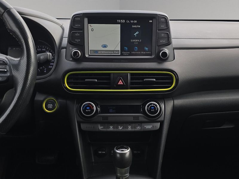 Hyundai Kona (2018) Style Premium 1.6T-GDi A/T 4x4 - fotka 18 z 30