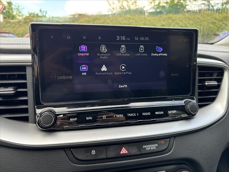 Kia Ceed 1,5 TGDi AT Spin 1.ČR ZÁRUKA - fotka 24 z 39
