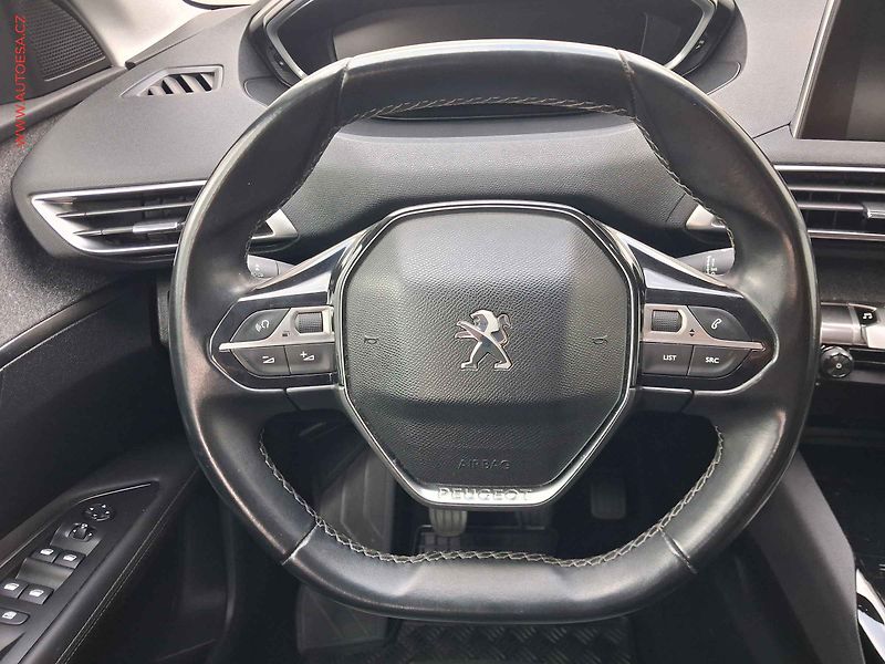 Peugeot 3008 (2018) 1.5 HDI, servis.kniha - fotka 11 z 18