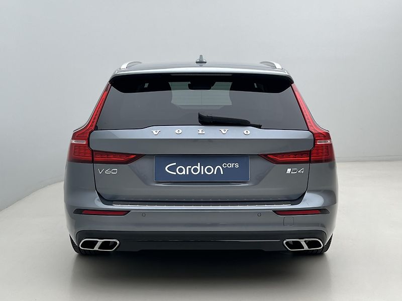 Volvo V60 D4 MOMENTUM AUT - fotka 11 z 46
